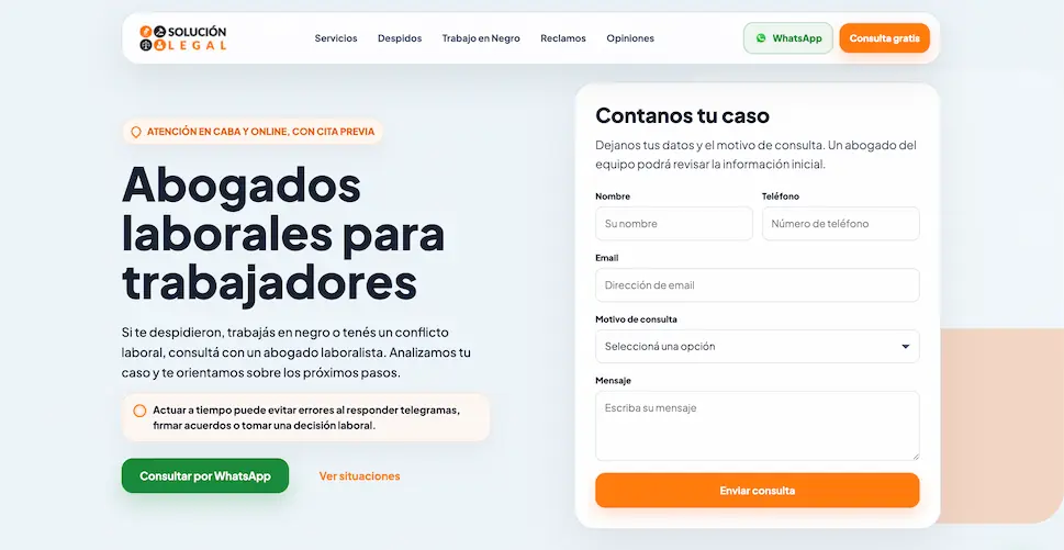 Vista representativa de una landing de campaña con titular, propuesta breve y formulario de consulta a la derecha.