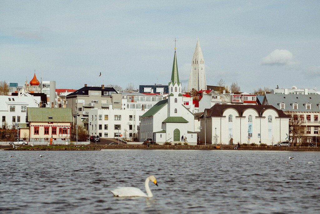 Islandia ha probado la semana laboral de 4 días y tiene claro su veredicto: tras reducir la jornada, creció muchísimo en 2023 