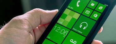 El antiguo CEO de Microsoft lo admite: la "arrogancia" con Windows fue culpable del fracaso de Windows Phone